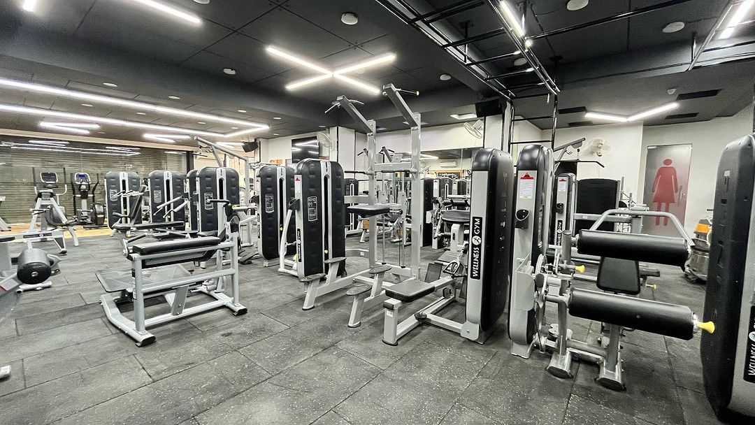 Commercial gym setup